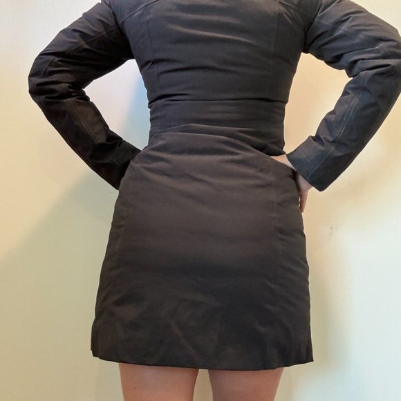 The North Face lightweight waterproof HyVent jacket Small - Picture 2 of 15